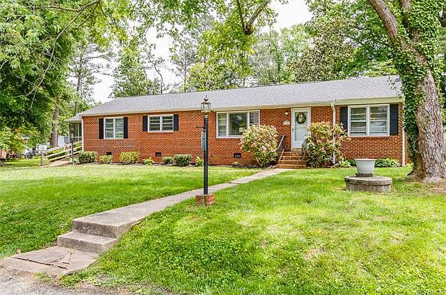 1st image of 7605 Noble Ave