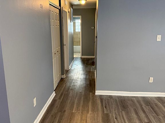 5th image of 3632 Michael Ave