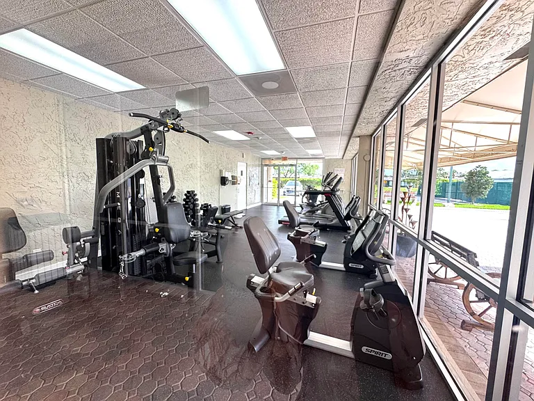 130 Lake Nancy Dr #101 — Photo 44