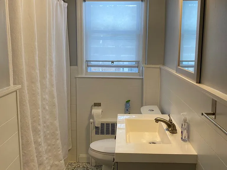 2311 Bryn Mawr Ave — Photo 17
