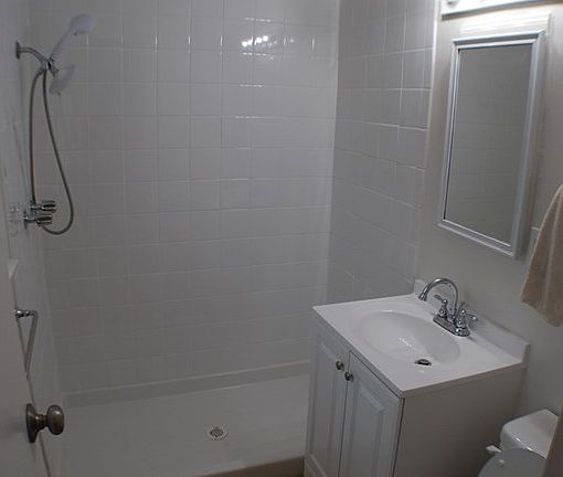 5th image of 1511 S Conlon Ave