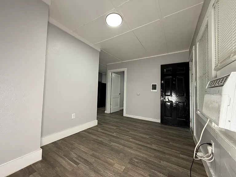 660 Riverside Dr #6 — Photo 8