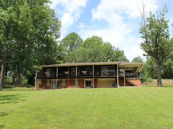 583 Holiday Acres Dr, Springville, TN 38256