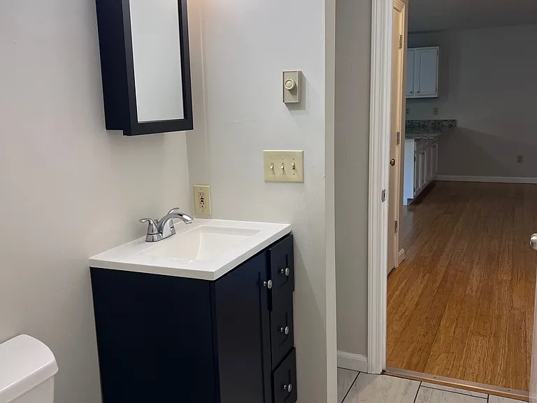70 Edgeworth St #16 — Photo 17