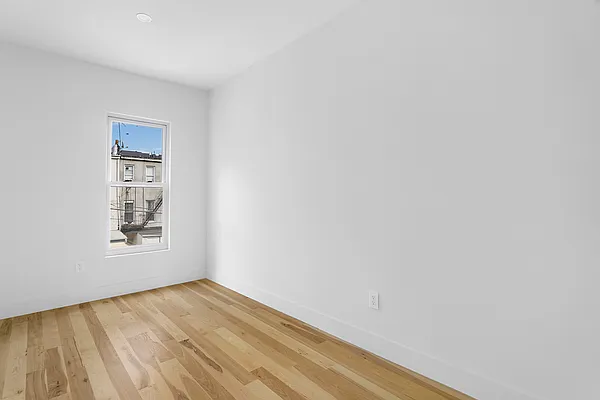 Rented by Compass | media 6