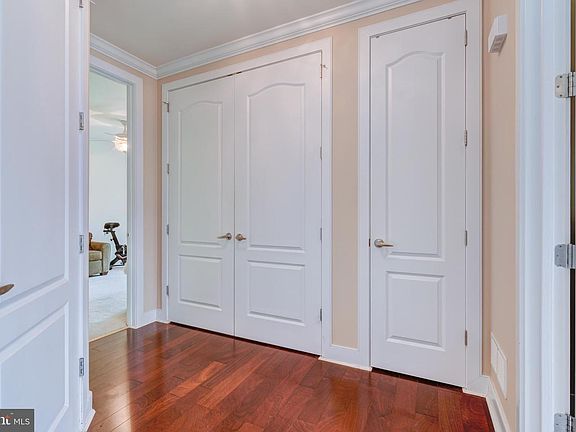 4th image of 1321 Meridian Blvd