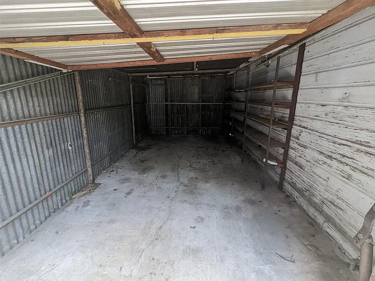 7521 Laredo St — Photo 11