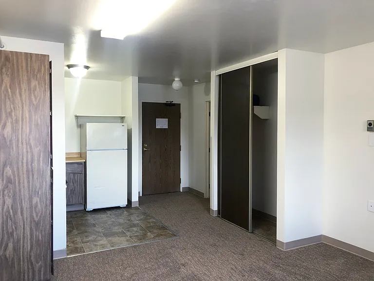 2427 Jefferson Ave — Photo 27