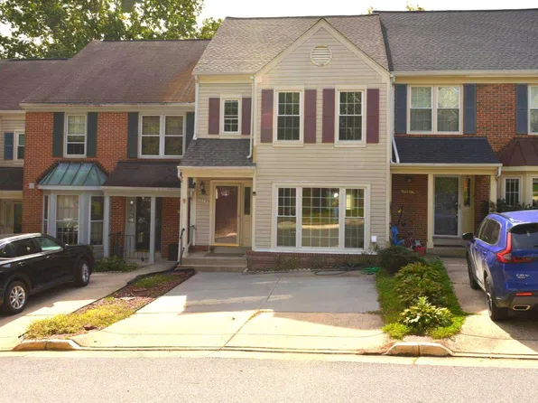 7379 Hidden Knolls Ct, Springfield, VA 22153