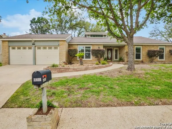 2834 Low Oak St, San Antonio, TX 78232