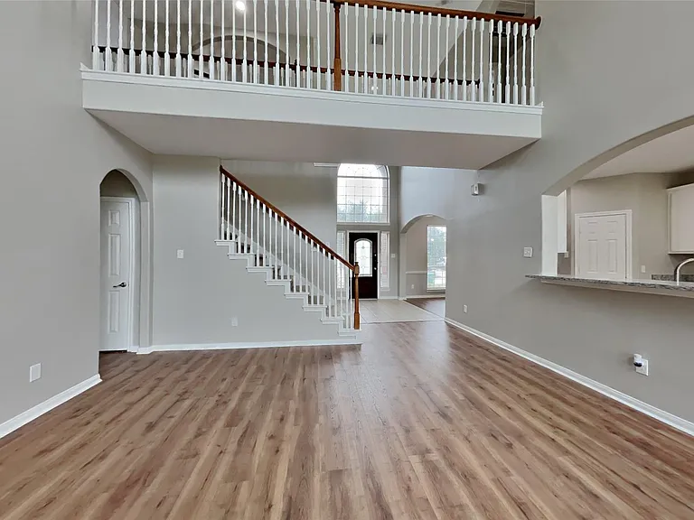 6714 Village Bridge Dr — Photo 3