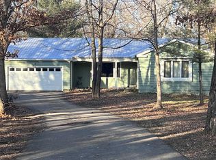 E9938 Trophy Trl, Reedsburg, WI 53959