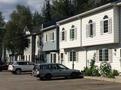 1st image of 1062 Evergreen St #6