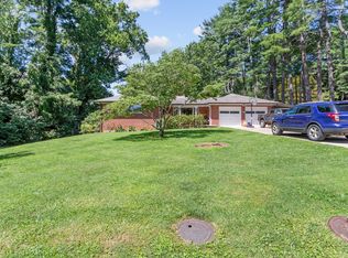 38 Crowell Rd, Asheville, NC 28806