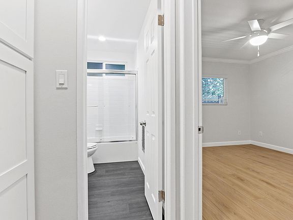 4th image of 12630 Caswell Ave APT 4
