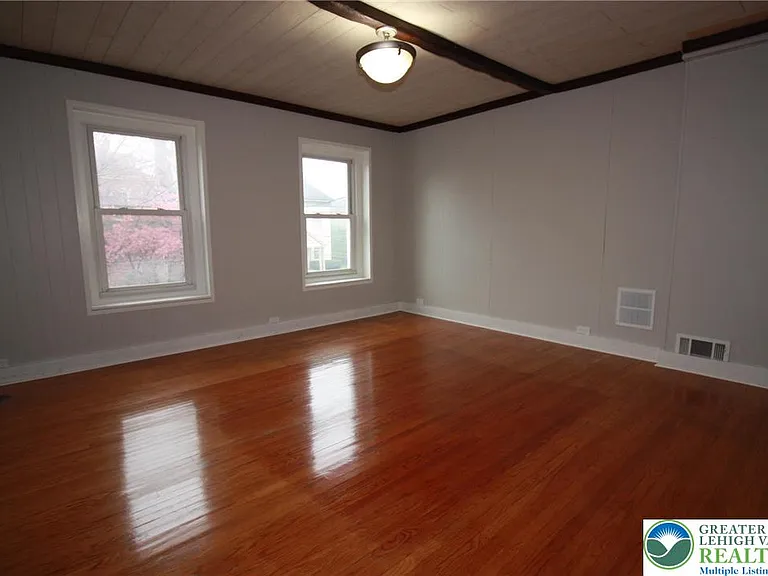 513 Cattell St — Photo 15