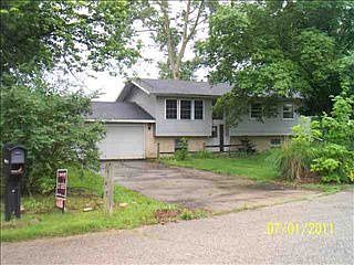 1st image of 60079 Pembrook Ln