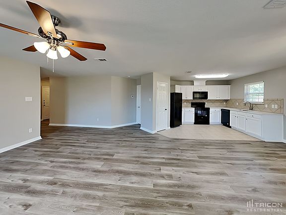 3rd image of 1367 Lay St