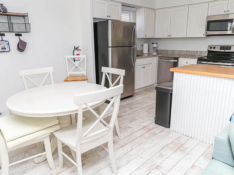 618 Bayshore Ave — Photo 25