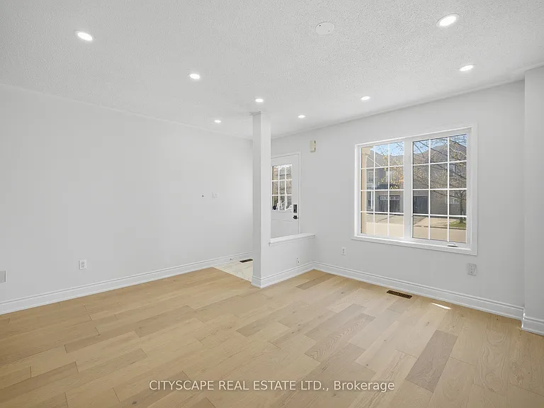 106 Tianalee Cres #UPPER — Photo 9