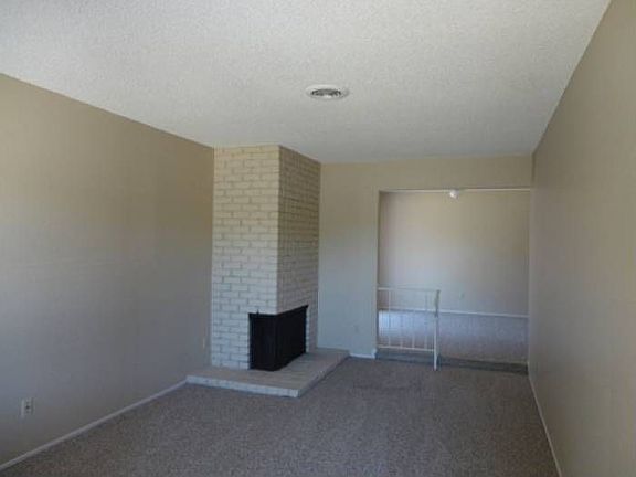 Living Room w/Fireplace