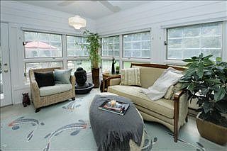 5th image of 223 Grandview Ave