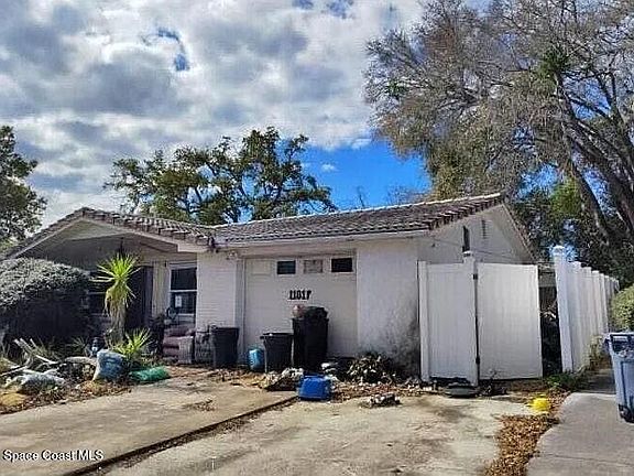 2nd image of 11817 Alpine Pkwy