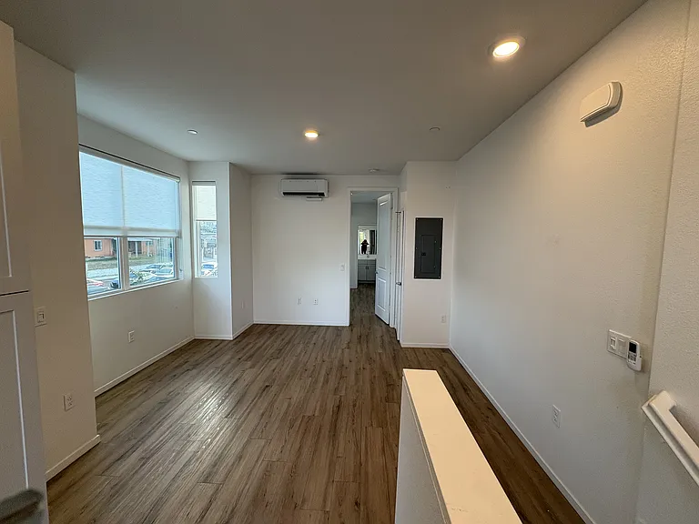 2058 N Highland Ave #2054 — Photo 6