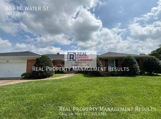 603 W Water St, Newburgh, IN 47630