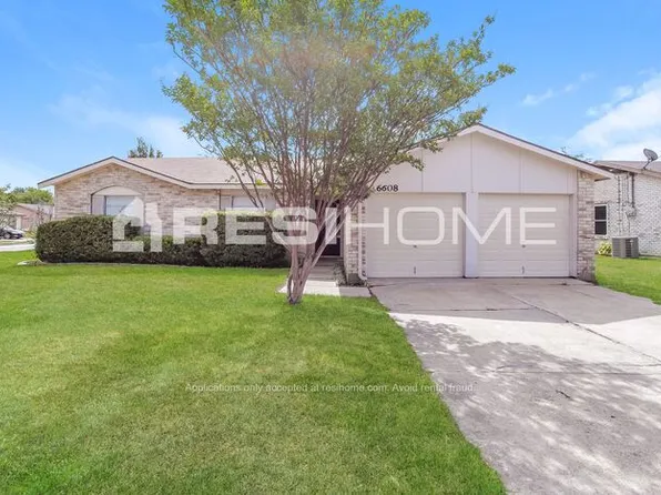 6608 Wakefield Rd, North Richland Hills, TX 76182