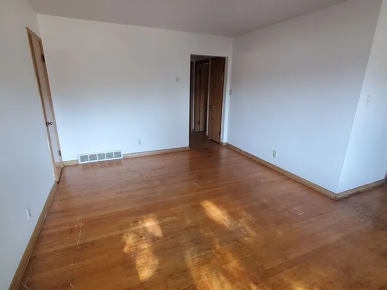 5205 N 55th St. (4 Unit) — Photo 2
