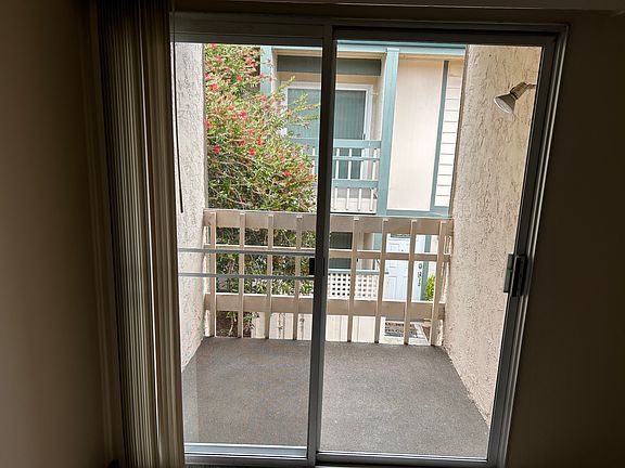 3rd image of 1417 Terra Nova Blvd