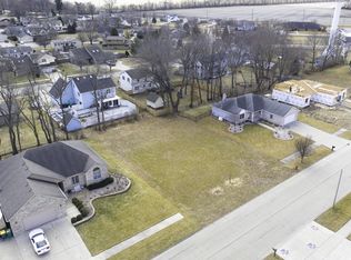 883 Winchester Green Dr, Wilmington, IL