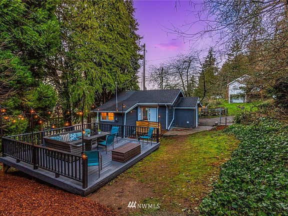 Property includes separate 380 sf, 1BD/1BA detached cottage that has been rented for $1,250 a month with tenant paying all utilities