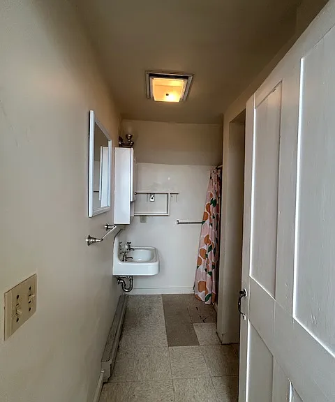 675 Main St #3 — Photo 5