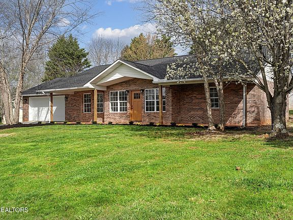 2nd image of 1533 Haley Lynn Rd