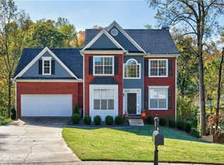 270 Dogwood View Ct, Suwanee, GA 30024