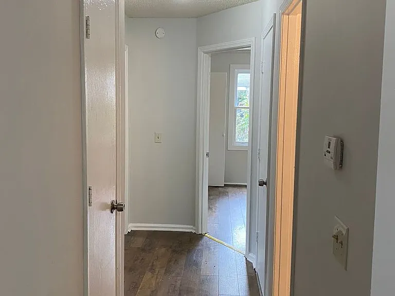 145 Aster Cir — Photo 7