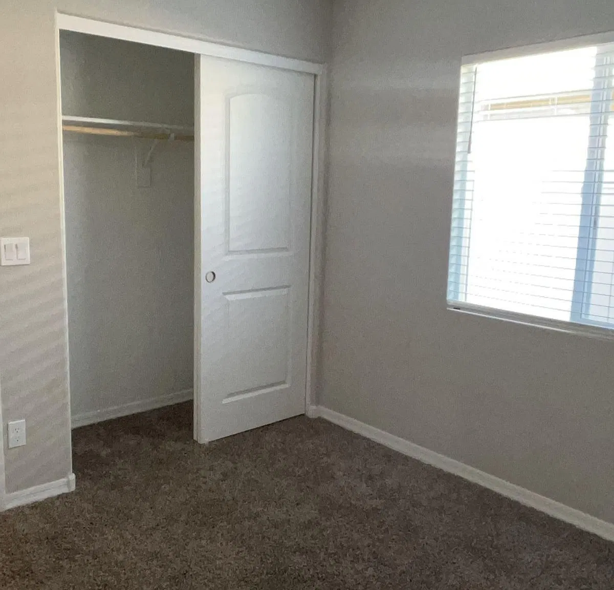 4 bed, 2.0 bath, 1655 sqft, $2,100 — Photo 4