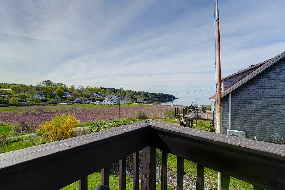 Photo 2 of 19 - 20 Whale Watch Rd - Orrs Island, ME Building Photo - 20 Whale Watch Rd