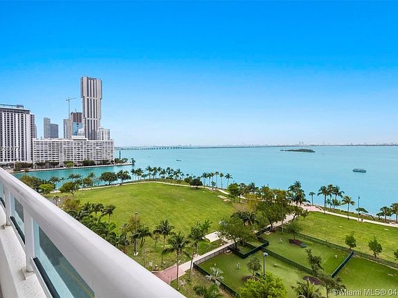2nd image of 1800 N Bayshore Dr APT 1916