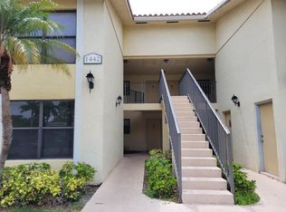 1442 Lake Crystal Dr APT E, West Palm Beach, FL 33411