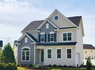 10377 Twin Leaf Dr, Bristow, VA 20136