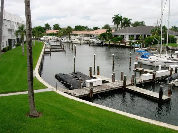 1130 Sugar Sands Blvd APT 288, Riviera Beach, FL 33404