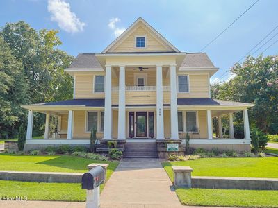 300 E Main Street, Aberdeen, NC, 28315