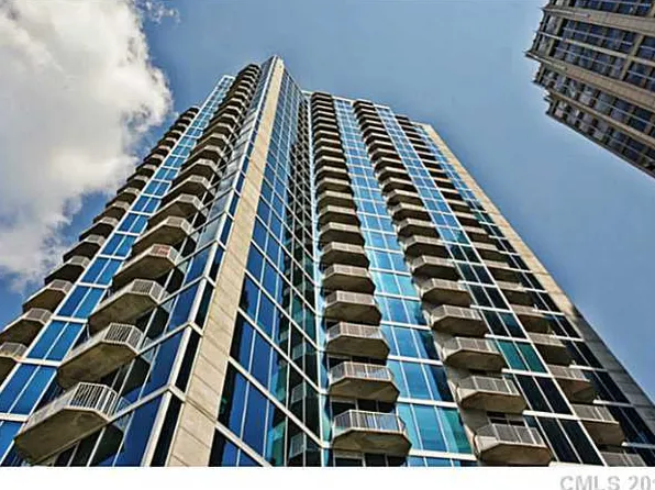 210 Church St #3007, Charlotte, NC 28202