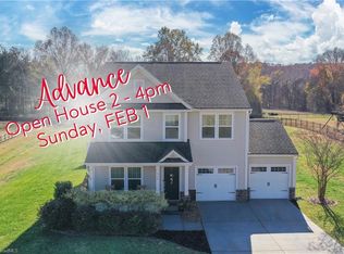 112 Scotch Moss Dr, Advance, NC 27006