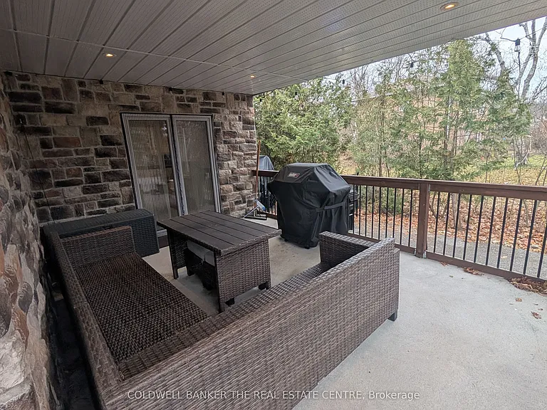 247 Poplar Ave — Photo 19