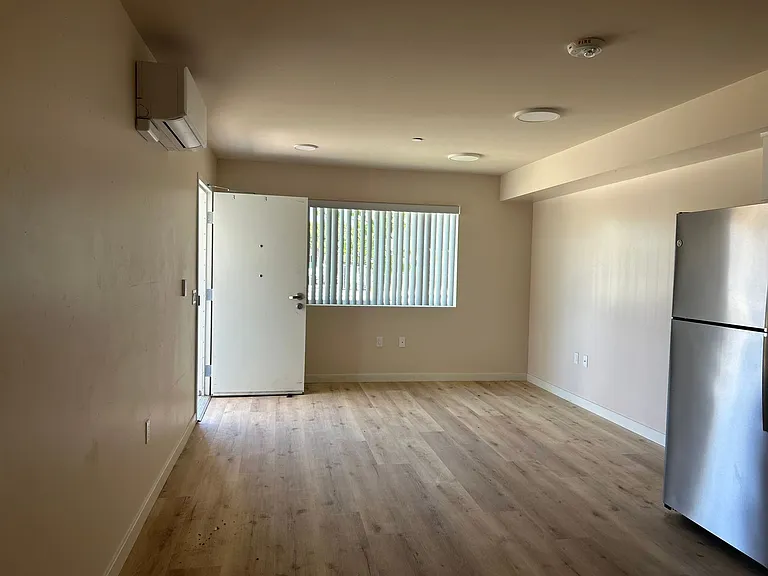 203 Willie James Jones Ave — Photo 22