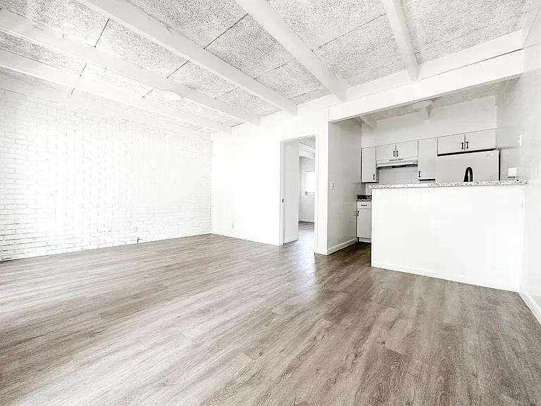 1029 S K St #3 — Photo 3